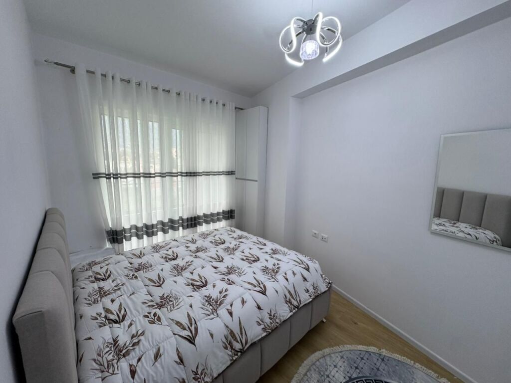 🏡 JEPET ME QERA APARTAMENT 1+1  📍 Vendndodhja: Ali Demi, Kompleksi Kadiu💰 Çmimi: 40000 LEKE