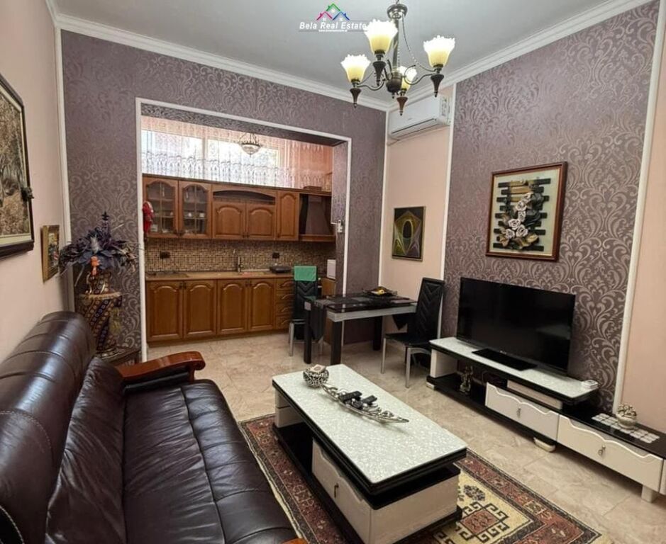 Appartamento In Affitto 2+1 Vicino All'ex Esposizione (ID B221422) Tirana