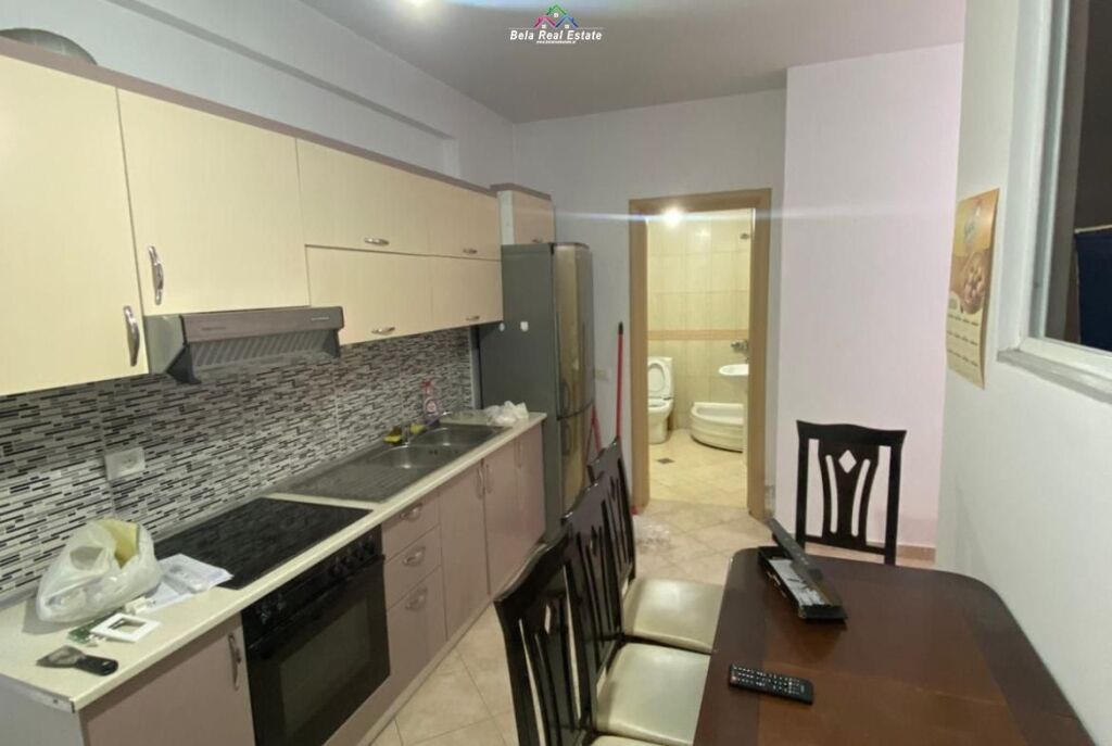 Apartament Me qera 1+1 Tek Komuna e Parisit (ID B2101665) Tirane