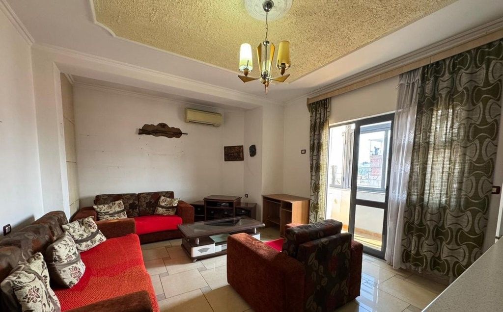 Shitet apartament 2+1 ne Don Bosko, prane rruges Jordan Misja!
