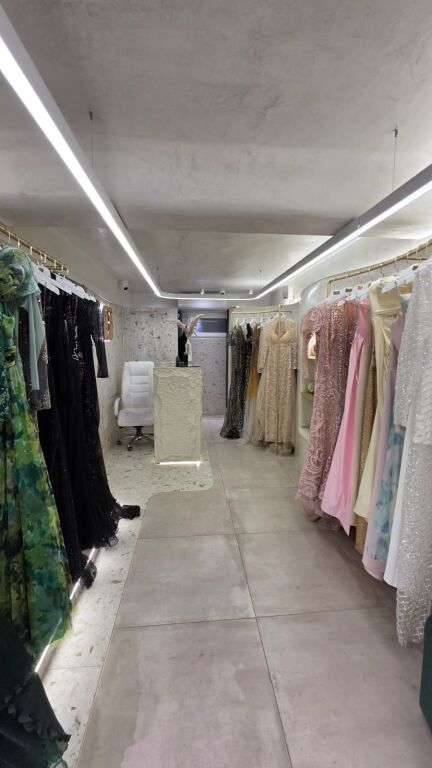 💎 SHITET BIZNESI (BUTIK) – ISH-BLLOK, RRUGË KRYESORE