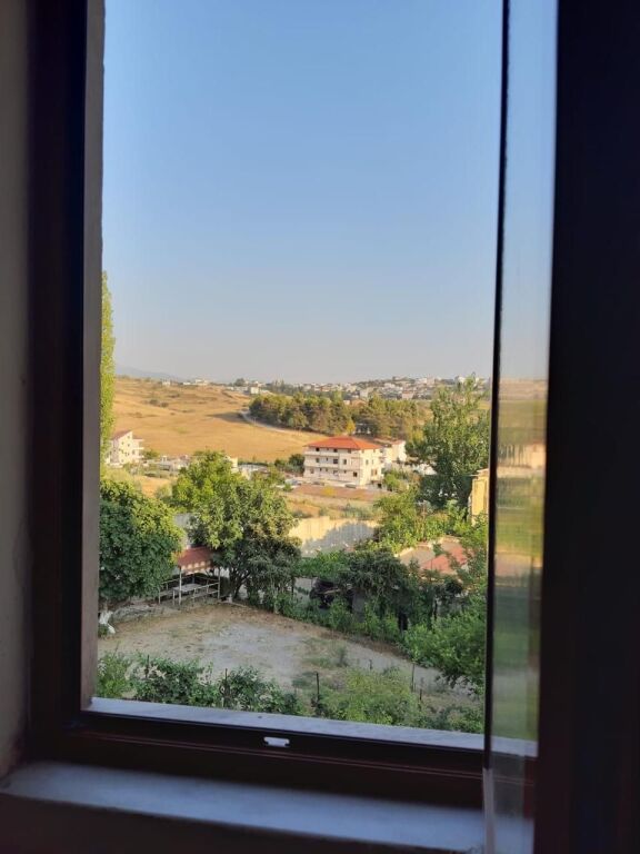 Jepet Me Qera Apartament 1+1+1 Ballkon