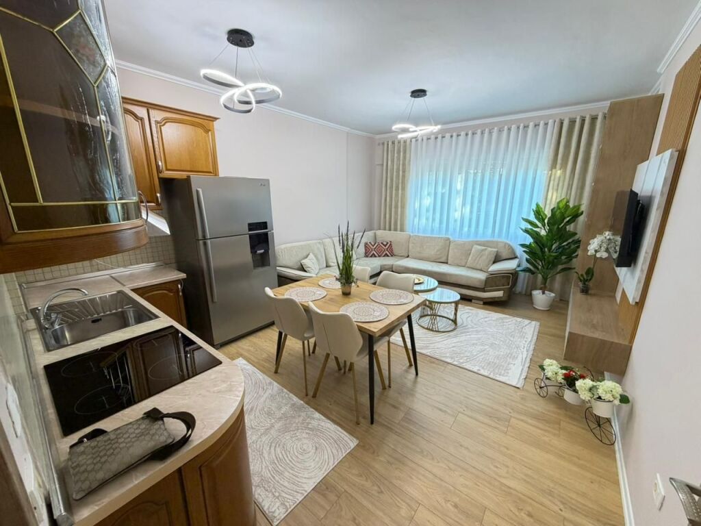 🏡 Apartment for rent 2+1+2 📍 Kristal Center, Paris Commune💶 80,000 lek/month