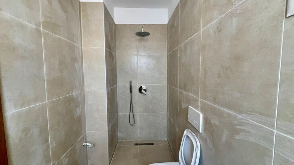🏠PENTHOUSE FOR SALE: 2+1+2wc (172m²)  📍 Yzberisht 🔥  989€/m2  🔥  CRAZY DEAL   -  139,500€ - Building V.2016  ( Near k. Cabej)