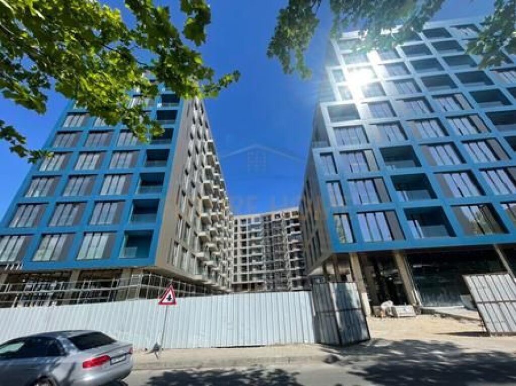 Shitet, Apartament 1+1, ''Golden Gate Residence'', Ali Demi.