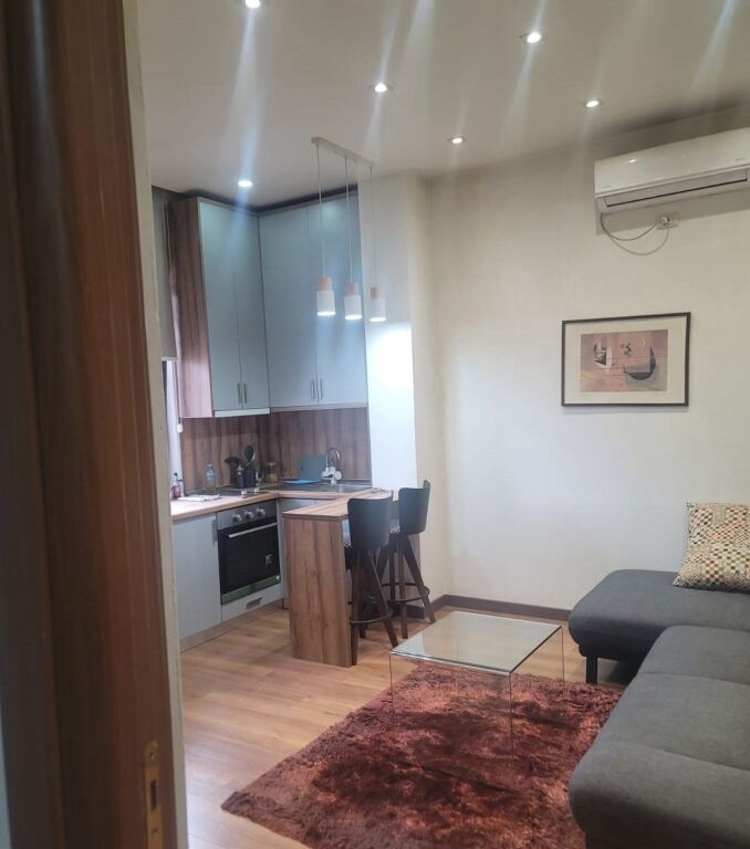 CASA IN AFFITTO - NEL CENTRO DI TIRANA,