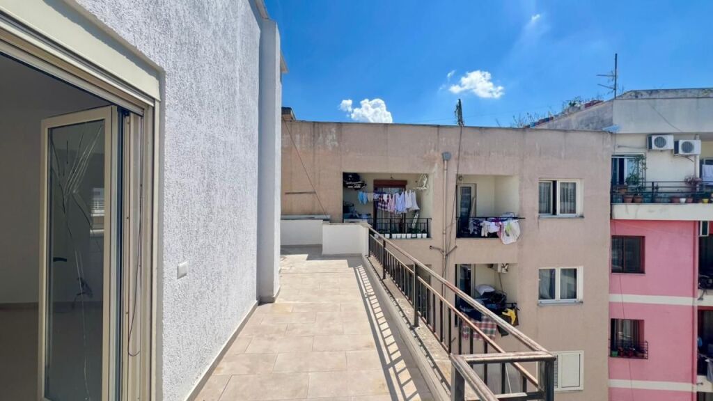 🏠PENTHOUSE FOR SALE: 2+1+2wc (172m²)  📍 Yzberisht 🔥  989€/m2  🔥  CRAZY DEAL   -  139,500€ - Building V.2016  ( Near k. Cabej)