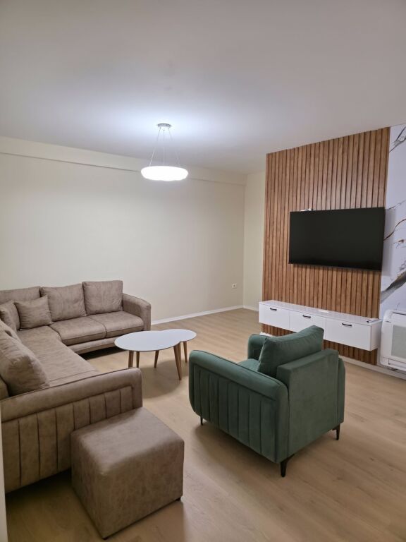 Apartament luksoz 2+1 në Astir te molla
