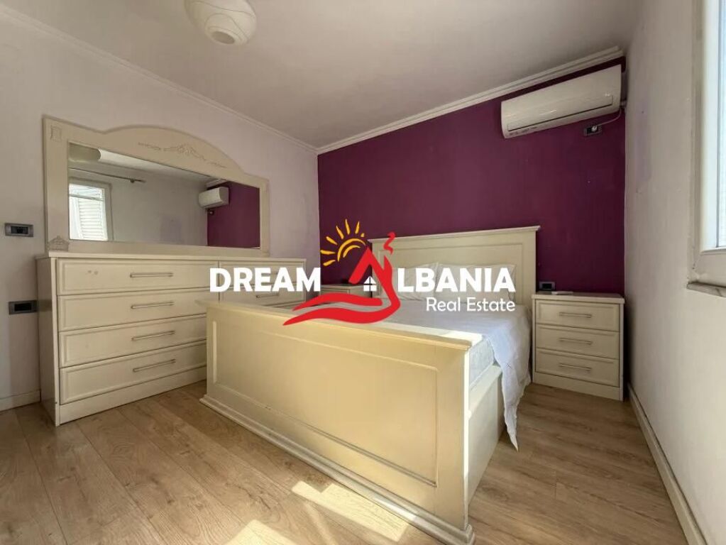 Shitet apartament 2+1 ne zonen e Oxhakut prane komplesit ASL (ID 4129564)
