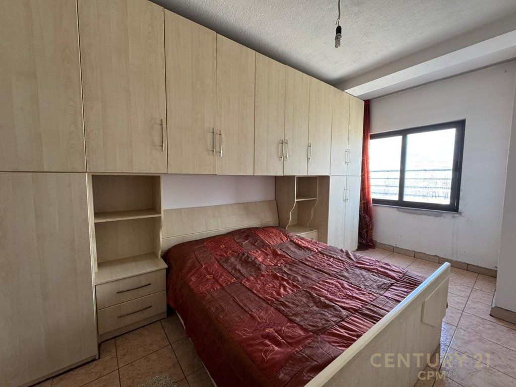 Shitet apartament 2+1 ne Don Bosko, prane rruges Jordan Misja! 145,000 € Sip. Totale  93m2