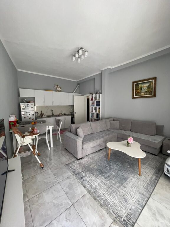 Shitet Apartament 2+1 – Fresk