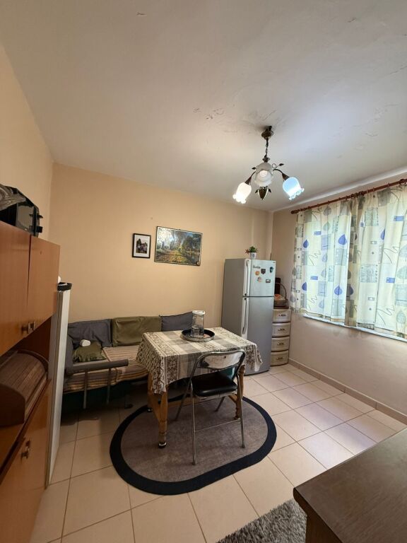 Apartament 3+1 ne shitje , Myslym Shyri