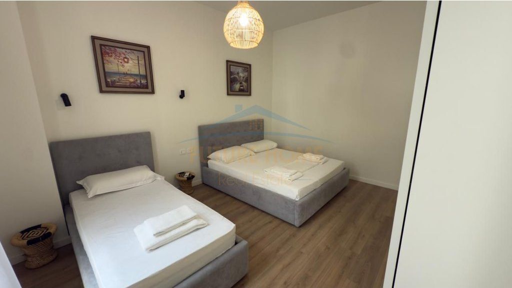 Shitet, Vile Small Twin, Green Coast 1, Palase