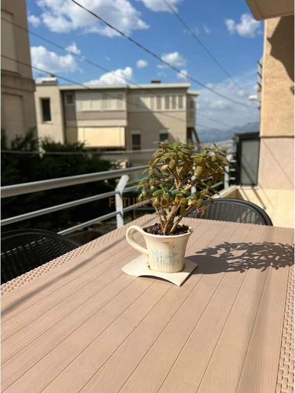 Apartament 1+1,Shitje, Rruga Peti.