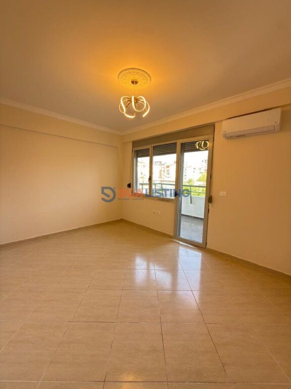 APARTMENT / BUSINESS SPACE FOR RENT – IDEAL FOR OFFICES, CLINIC OR RESIDENCE
