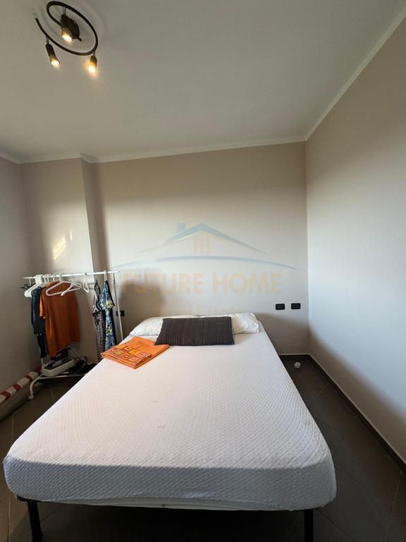 Shitet, Apartament 2+1+2, Fresk.