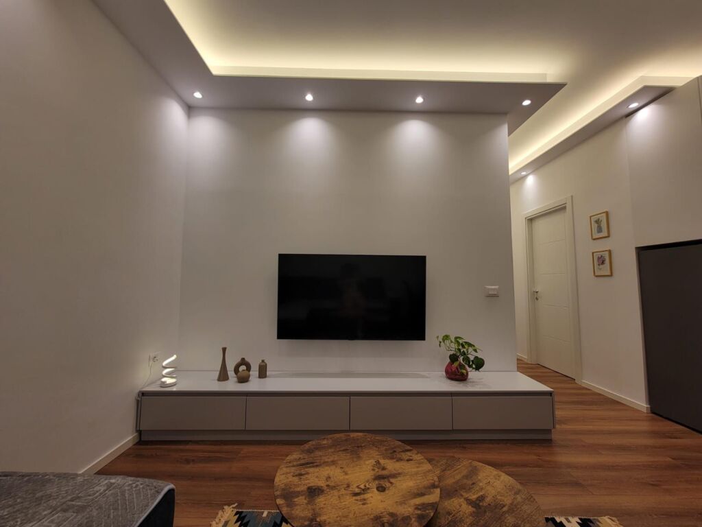 Qera | Apartament 1 + 1 | Rruga e Durrësit | 600 €/muaj