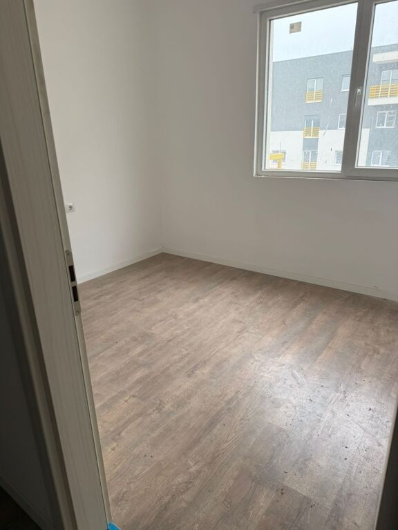 Apartament ne shitje 2+1+2 tek kompleksi E-88
