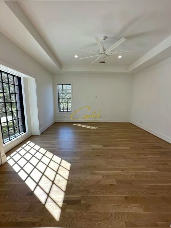 SHOP FOR RENT DURRES ROAD 50,000 LEKE