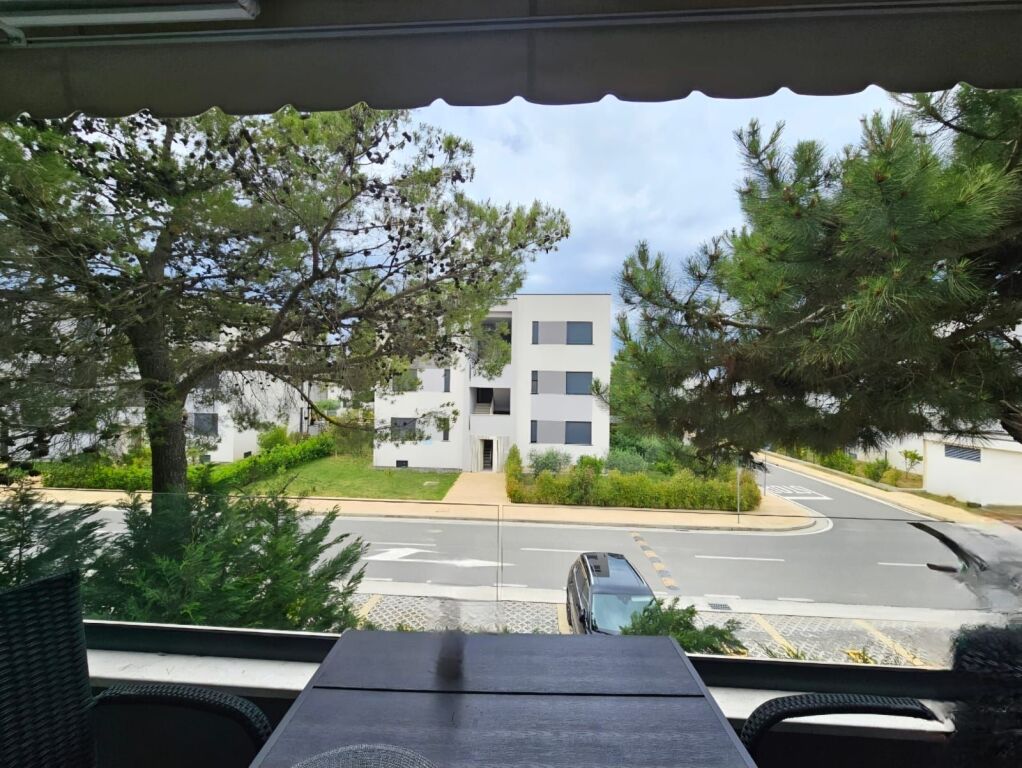 1+1 apartment for sale in Valamar, Lalëz Bay