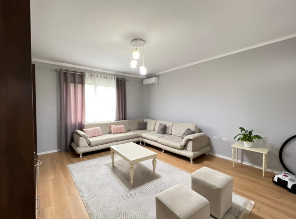 🏡 2+1 + Parcheggio in affitto – Giardino Botanico