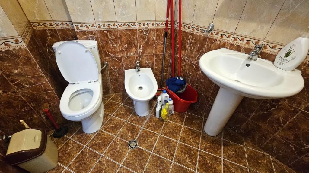 Apartament 2+1+2 ballokone, rruag e Barrikadave