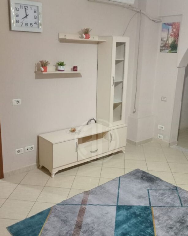 Apartament për qera