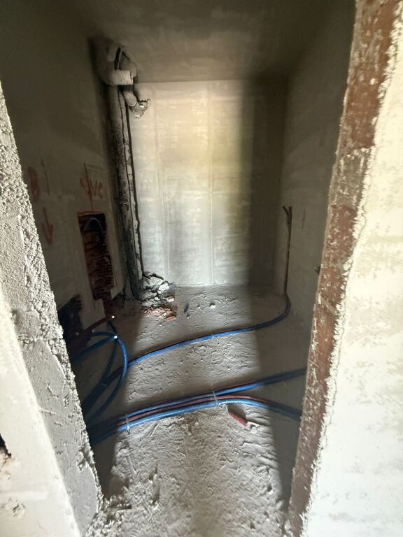 Porcelan 3 Shitet Apartament 3+1+2