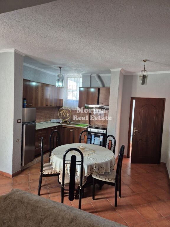 Rent | Apartment 2 + 1 | near QSUT Hospital | 450 €/month