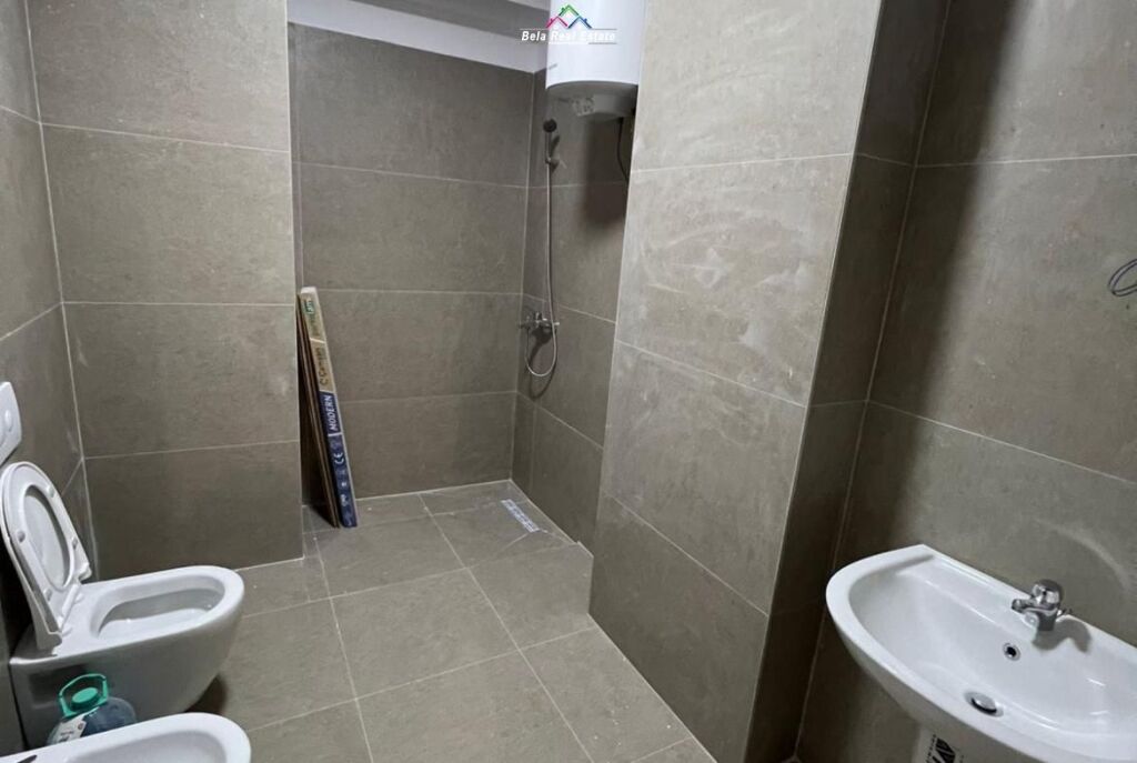 Appartamento In Affitto 2+1+ Posto Auto Vicino Dritan Hoxha (ID B2201876) Tirana