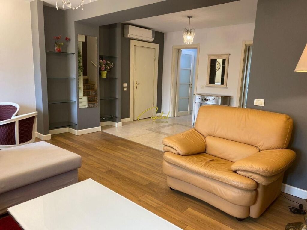 APARTAMENT DUBLEX ME QIRA 3+1 RRUGA E DURRESIT 90.000 LEKE