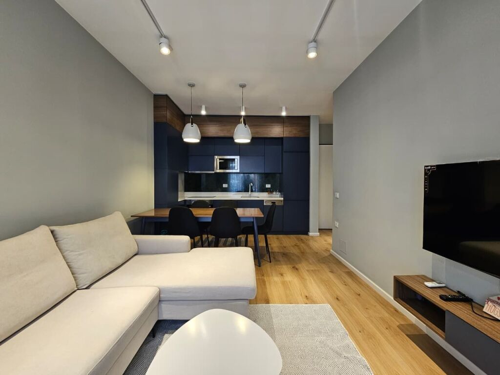 Apartament 1+1 per qira me post parkimi!