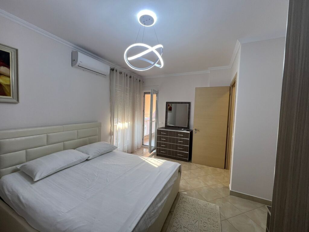 Apartament 1+1 me qera Kompleksi Kontakt