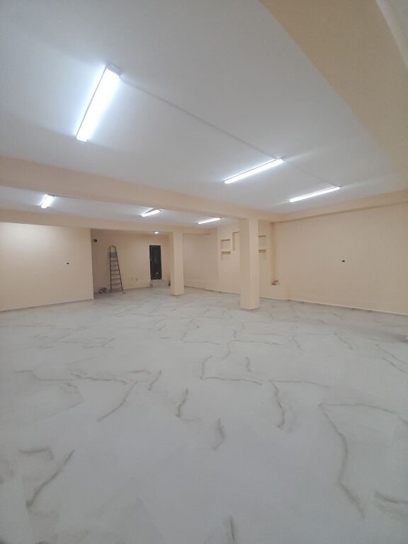 Business Premises in Ali Dem