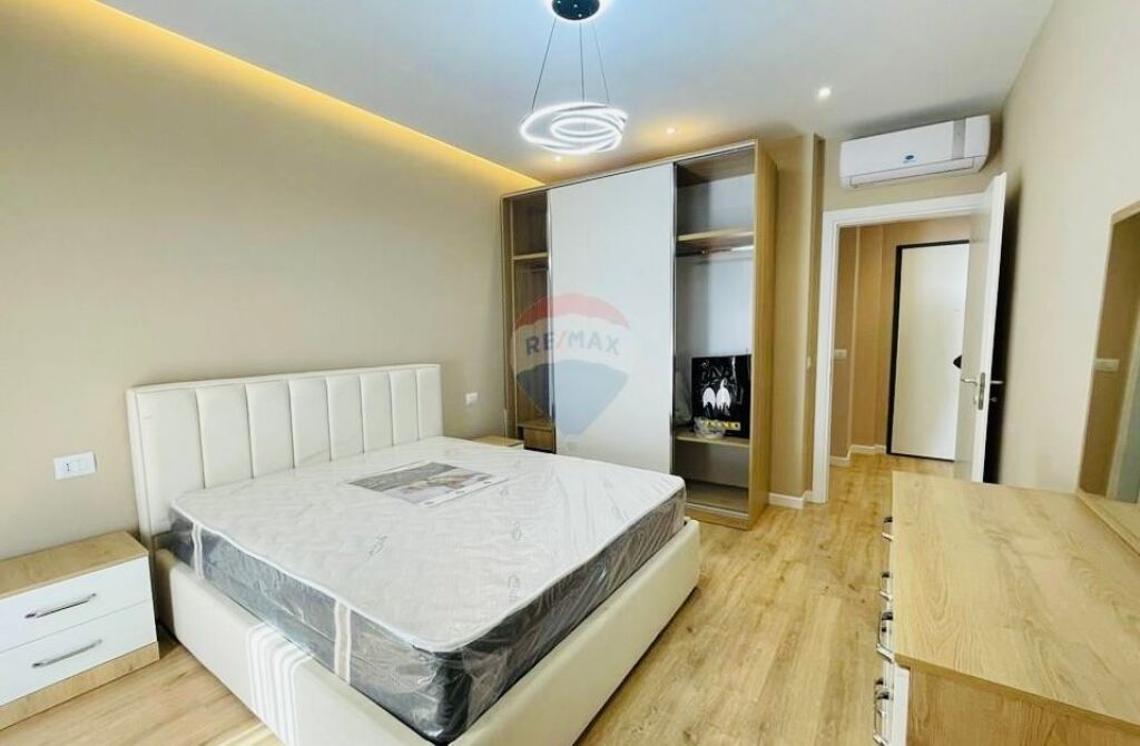 Apartament 1+1 Prane Ambasades Amerikane