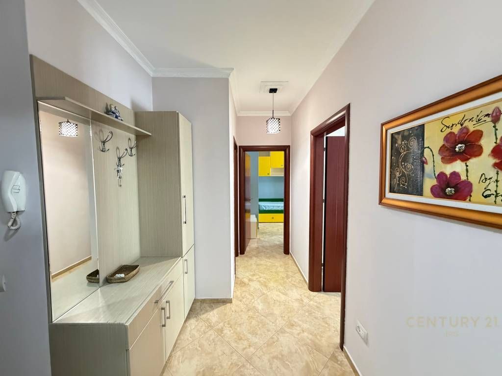 APPARTAMENTO 2+1+POSTO AUTO VICINO AL CAMPO IN ALI DEM 750 € /Mese