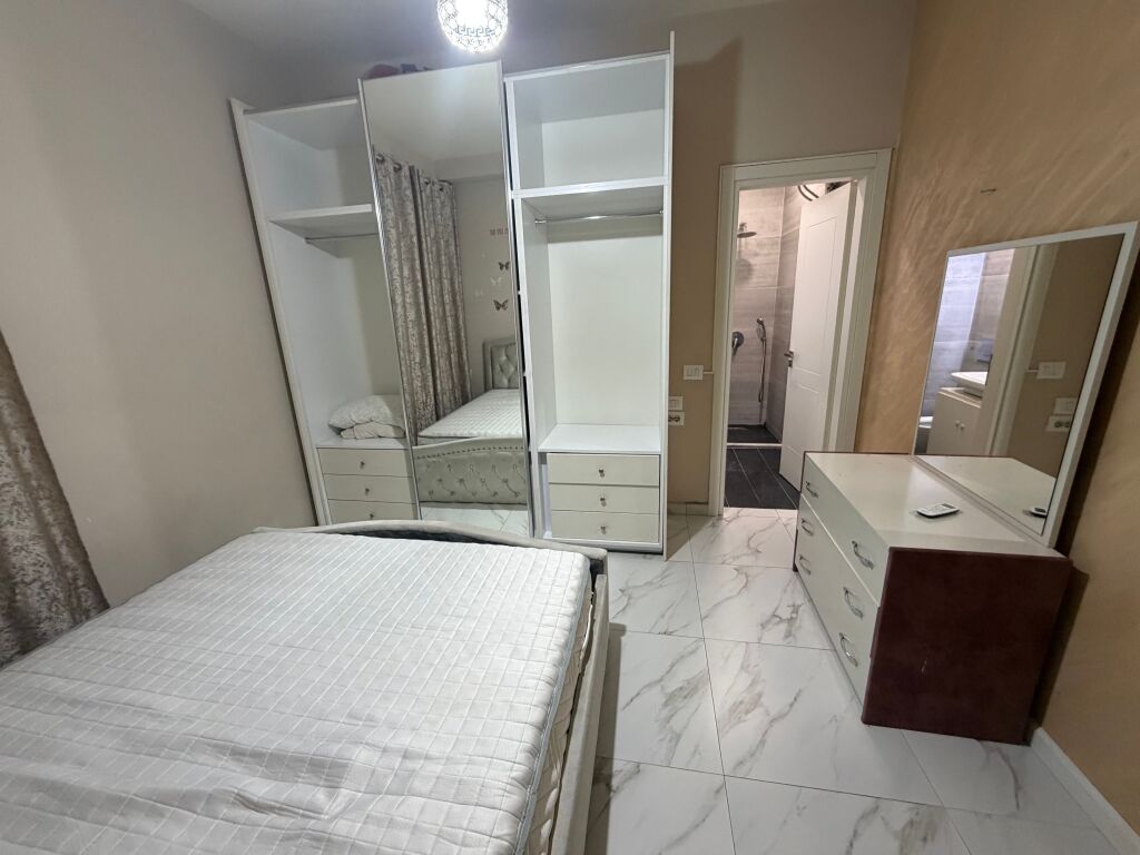 1+1, in via Peti lago asciutto, 450 euro