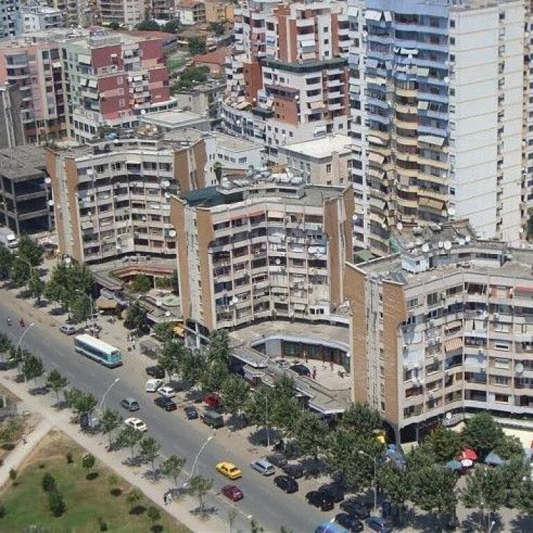 🏢 Locale Commerciale 24 m² in Vendita – Via delle Barricate ✨