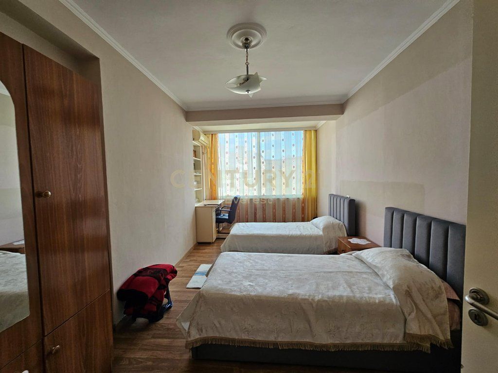 Apartament 3+1+2 per shitje ne Astir