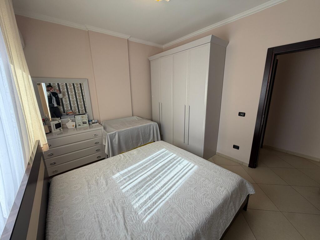 Apartament 3+1 në shitje te Rruga e Cipajve Vlore (Gjergj Arianiti)