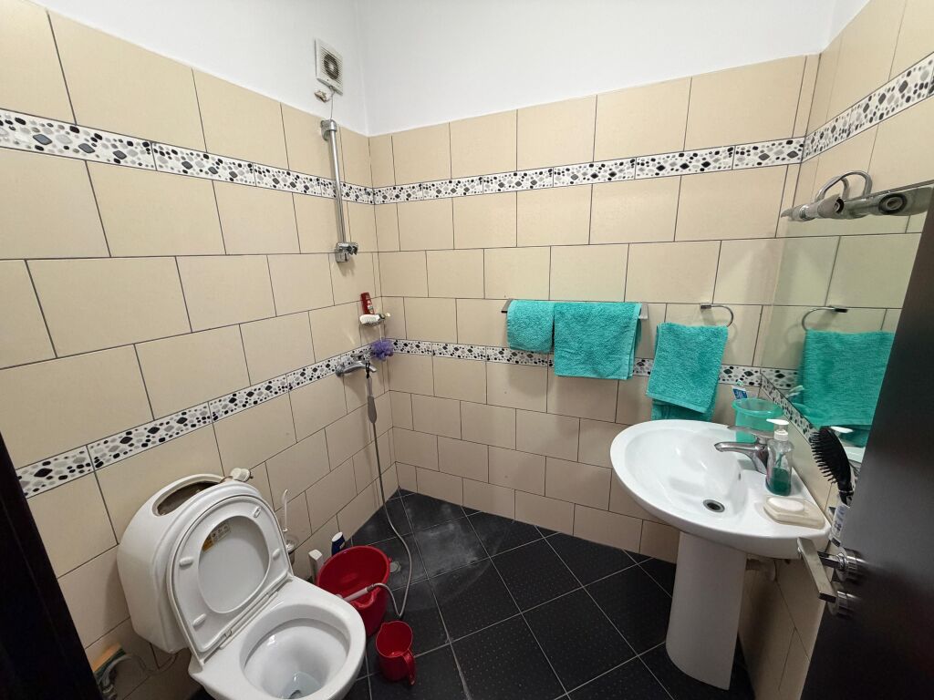 Apartament 3+1 në shitje te Rruga e Cipajve Vlore (Gjergj Arianiti)