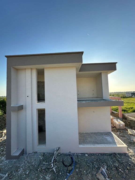 VILLA FOR SALE IN LALZ BAY!  300,000 €