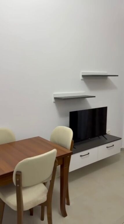 APARTAMENT PER QERA ASTIR ME PARKIM