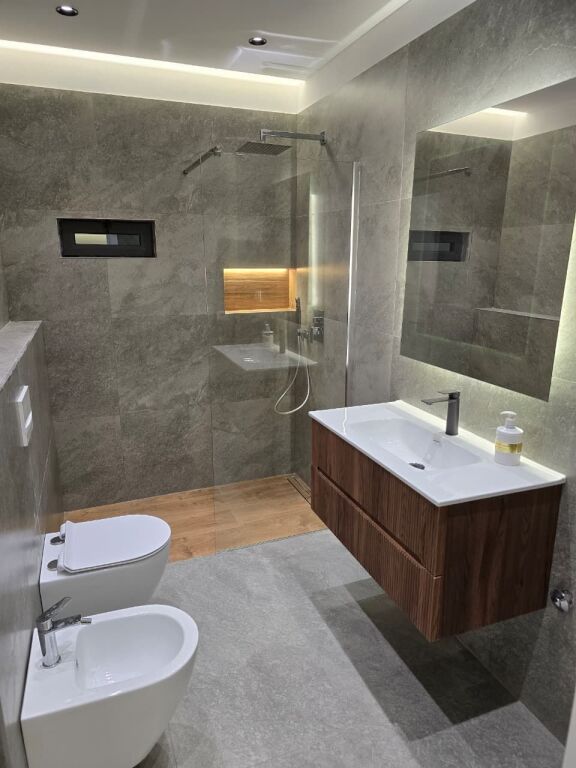 ✨ SHITET APARTAMENT PREMIUM 2+1+2 – ZOGU I ZI ✨🏡