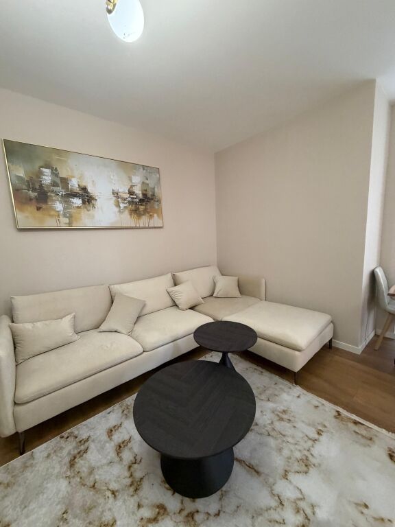 🏠Apartment 2+1 for rent 📍In the Yzberisht area behind Grand Gallery ✨ The apartment has never been lived in before, fully furnished and everything is new 🛌✨ 💶Price: 600€
