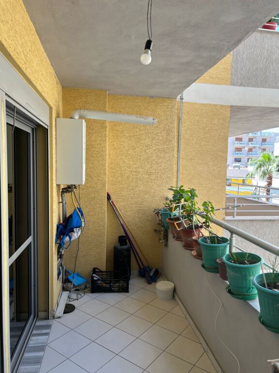 Durres  Jepet me Qera Apartament 2+1+2 Banjo +2 Ballkone i Mobiluar