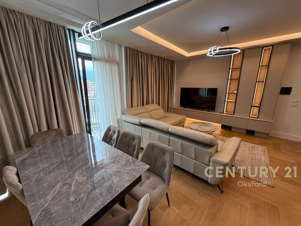 JAPIM ME QIRA APARTAMENT LUKSOZ POST PARKIMI TEK REZIDENCA LAKE VIEW! 2,300 € /Muaj