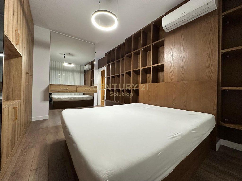 Jepet me qira apartament modern 2+1+2 në zonën e Astirit, pranë Ozone.