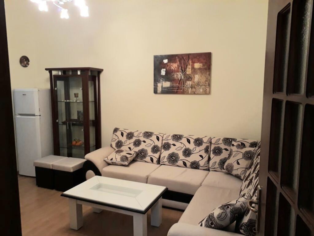 Apartment 2+1 for rent at Vasil Shanto