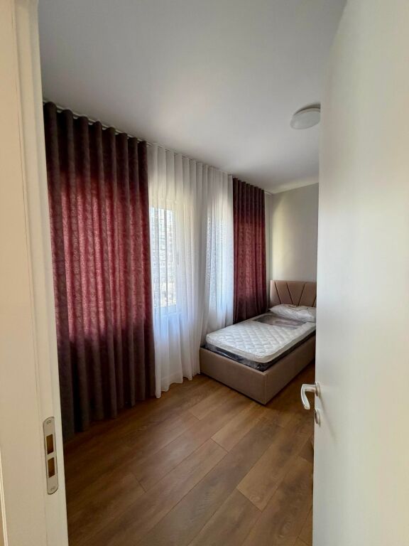 📣 AFFITTO Appartamento 2+1 📍 Yzberisht, Vicino al Complesso Grand Gallery ✨